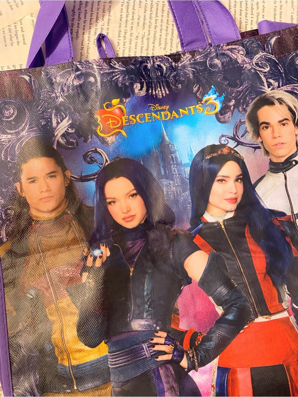 Descendants 3 Reusable Tote Bag
Jafar, Maleficent, Evil Queen, Cruella De Vil - Picture 2 of 5